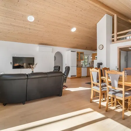 Casa vacanze Lovely With Wilderness Bath, Near The Water *