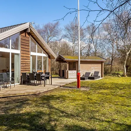 Lovely With Wilderness Bath, Near The Water Hébergement de vacances *