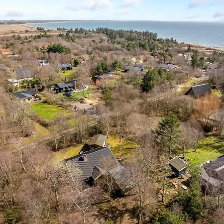 Lovely With Wilderness Bath, Near The Water * Sønder Ydby
